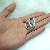 pe001-04