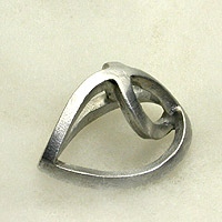 pe002-02