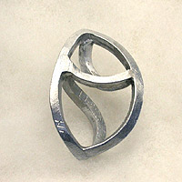 pe004-03
