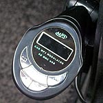 �ԍڗpFM�g�����X�~�b�^�[