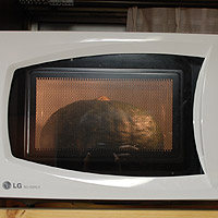 �����W�̒��̃J�{�`��