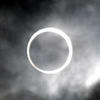 �^�ǂ��_�̐؂�Ԃ��猩���܂���