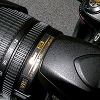 D80�ɑ��� AF-S DX NIKKOR 18-105mm f/3.5-5.6G ED VR