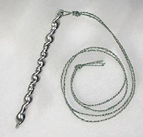 �A���~�̃y���_���g "nazi"